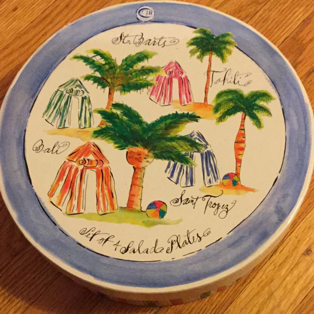 Set of salad plates (4)
